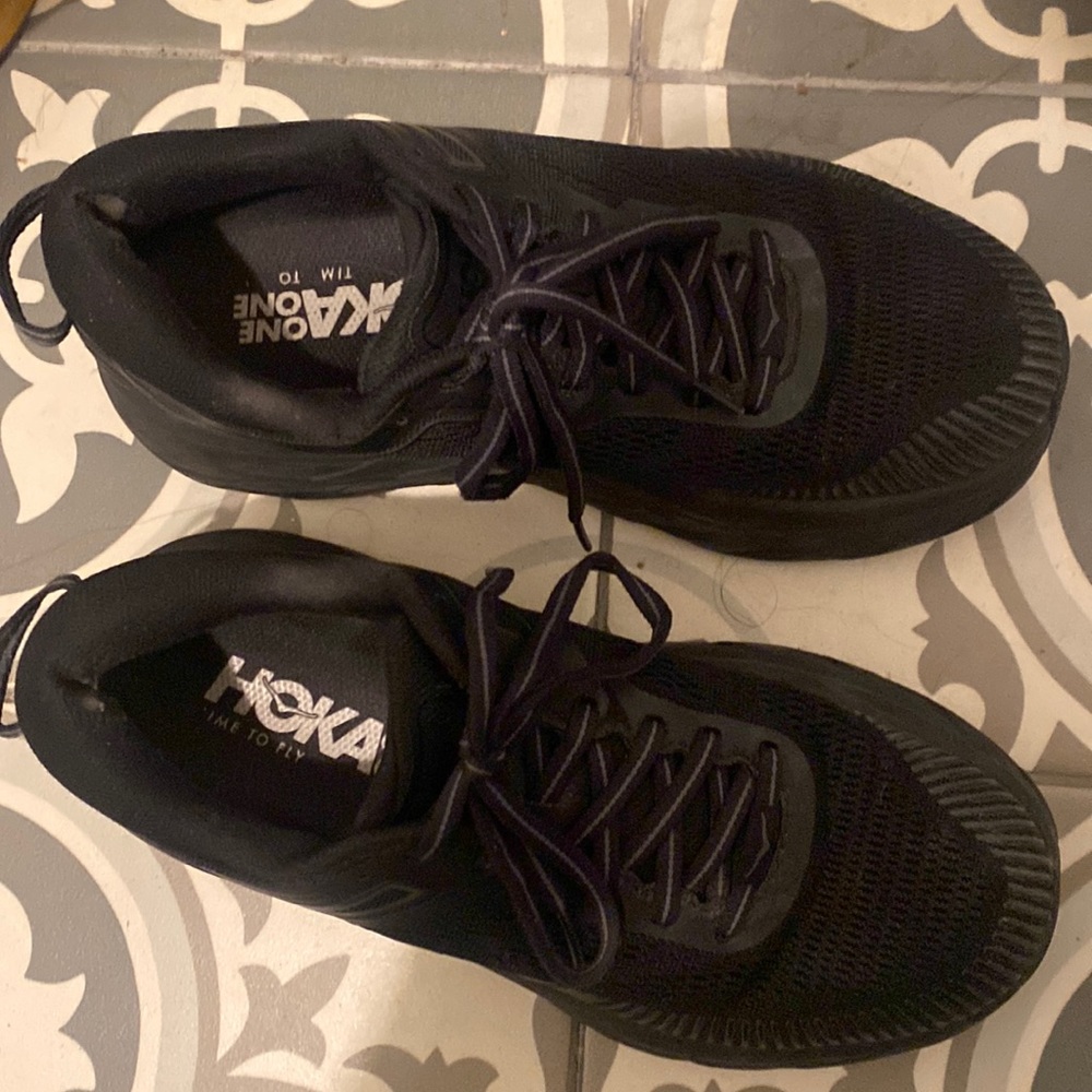 Hoka one one